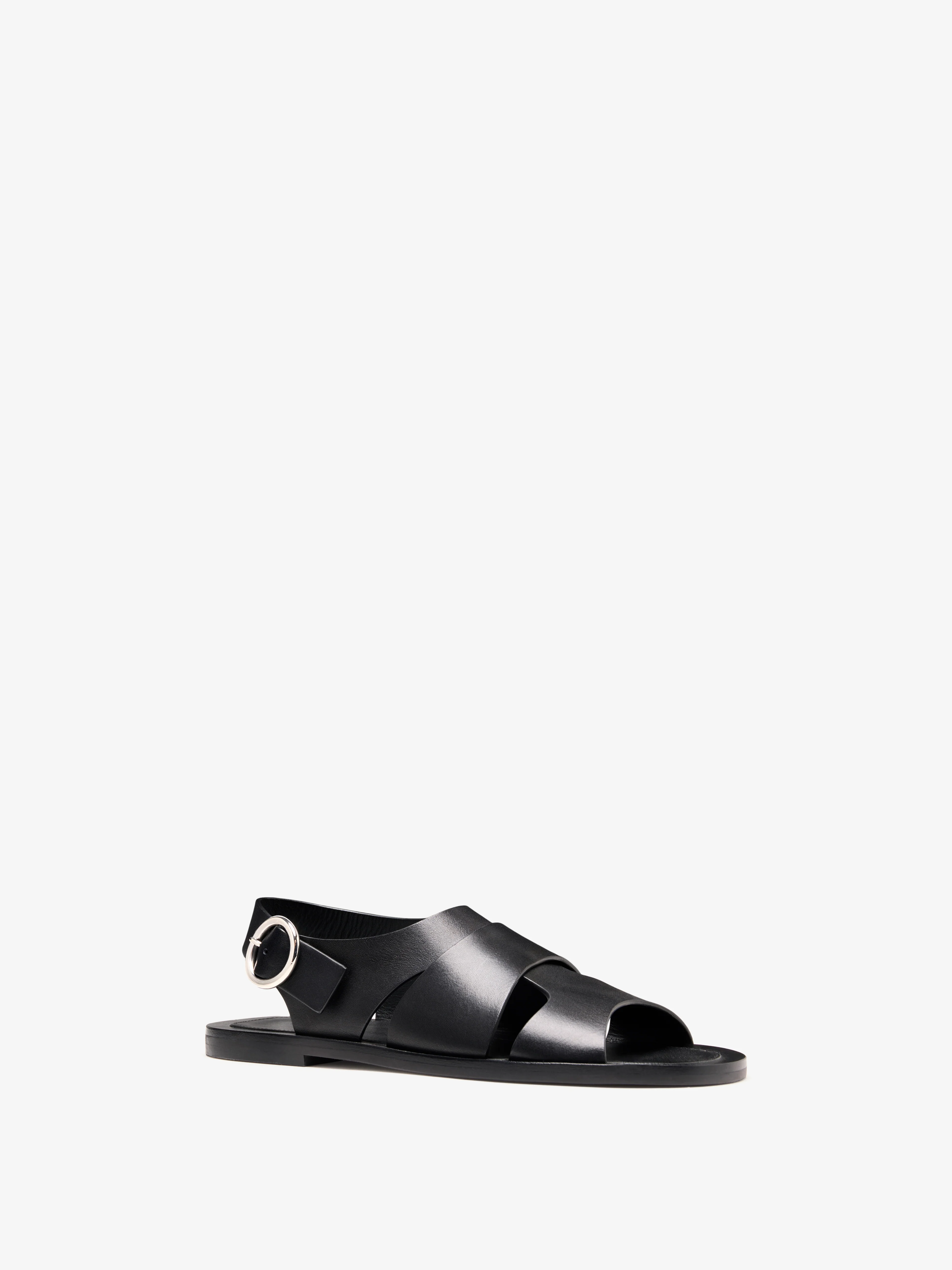 Capri Fisherman Sandal - Black（3/4 角度）